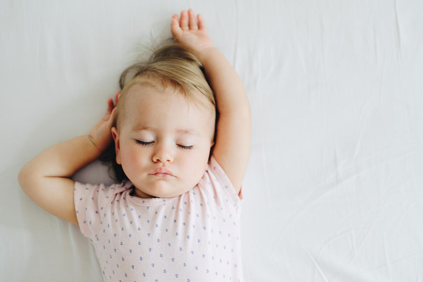 Weißes Rauschen: Dieses Geräusch bringt jedes Baby zum schlafen!