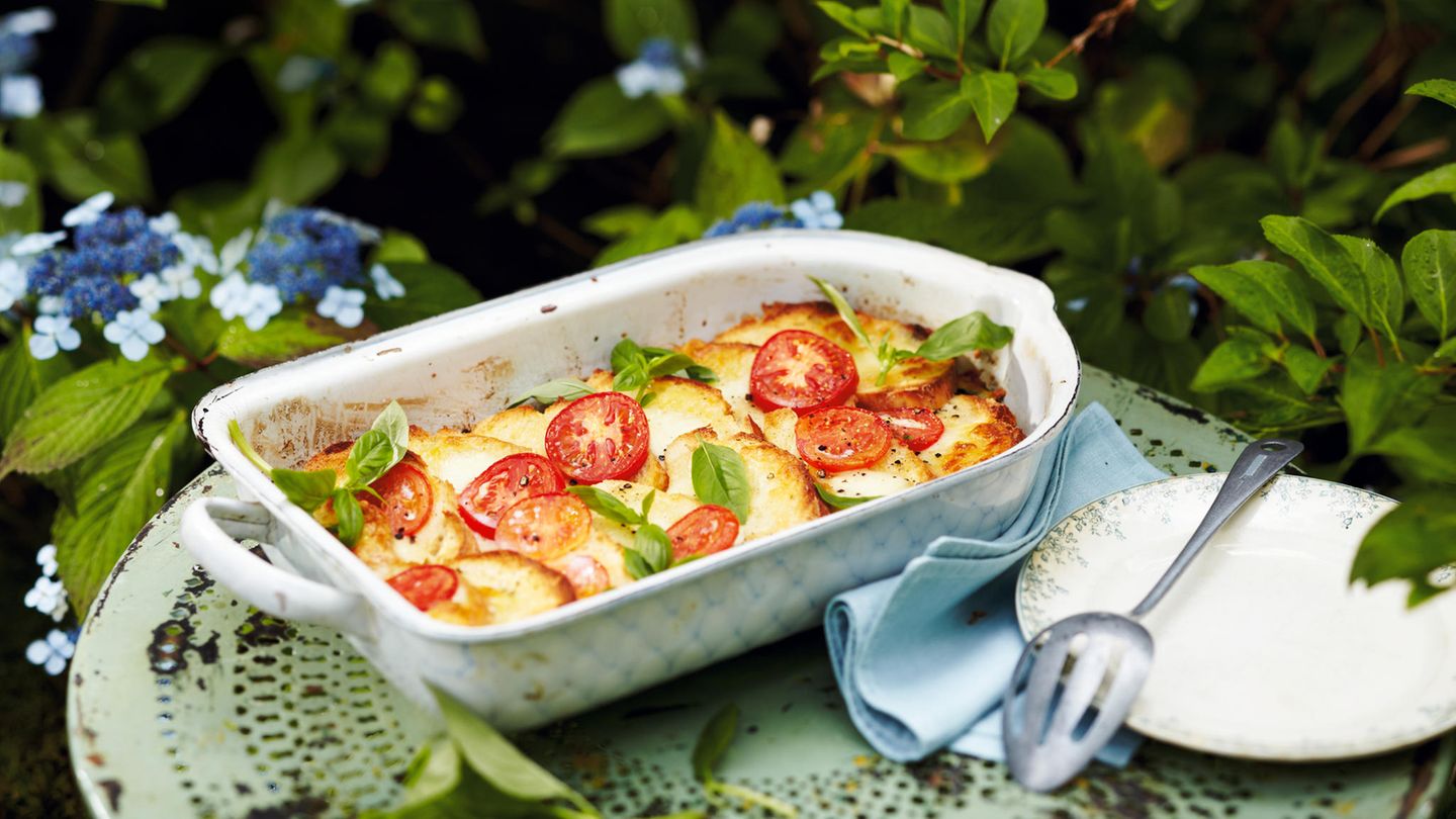 Tomaten-Ciabatta-Auflauf | BRIGITTE.de