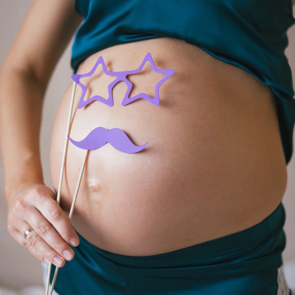 Faschingskostüm für Schwangere: 10 witzige Ideen für den Babybauch