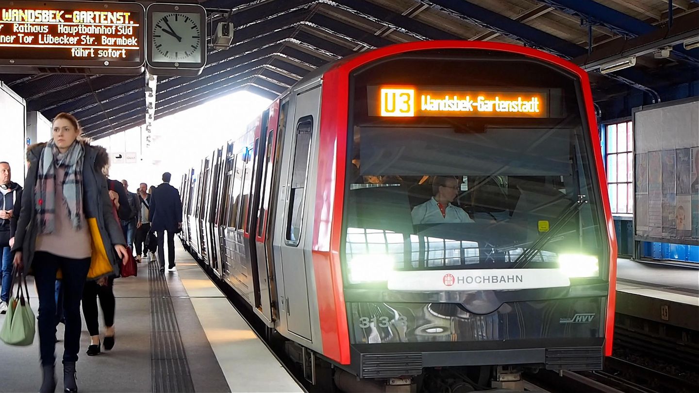 Zeitfresser loswerden: U-Bahnhof in Hamburg