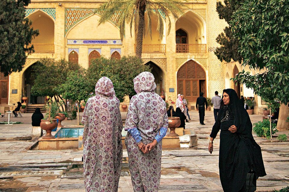 Iran: Reisetipps von Teheran nach Shiraz - Grabmal in Shiraz