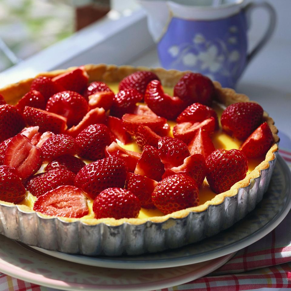 Erdbeer-Tarte mit Vanillepudding | BRIGITTE.de