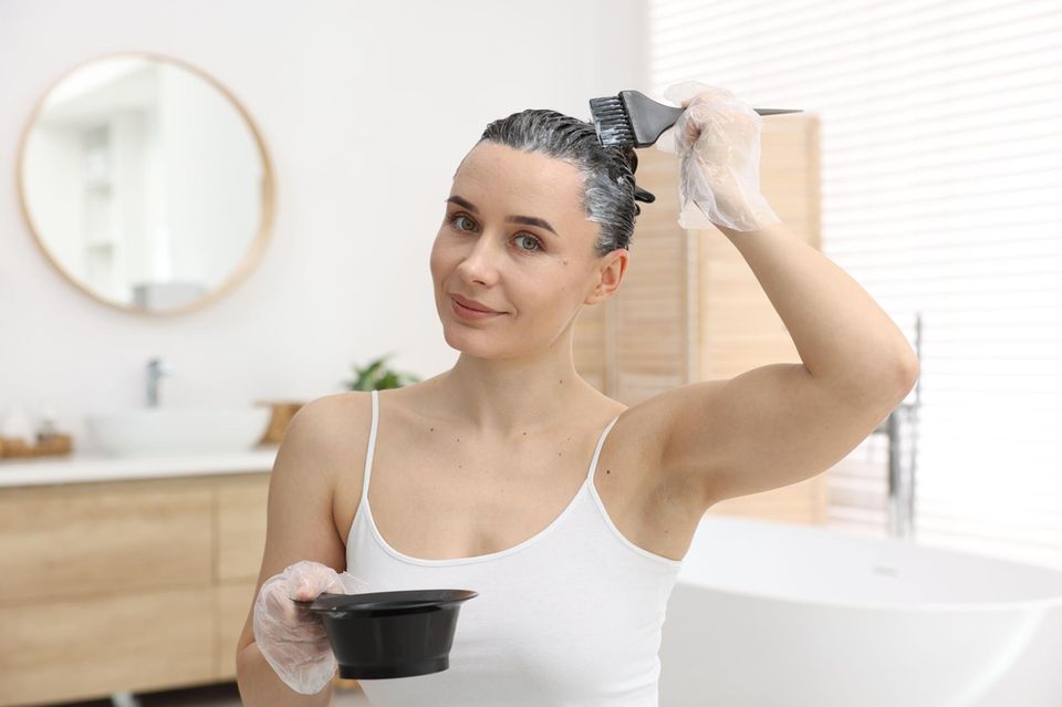 Hair-Slugging: So kann eine Socke fr glnzende Haare sorgen | BRIGITTE.de