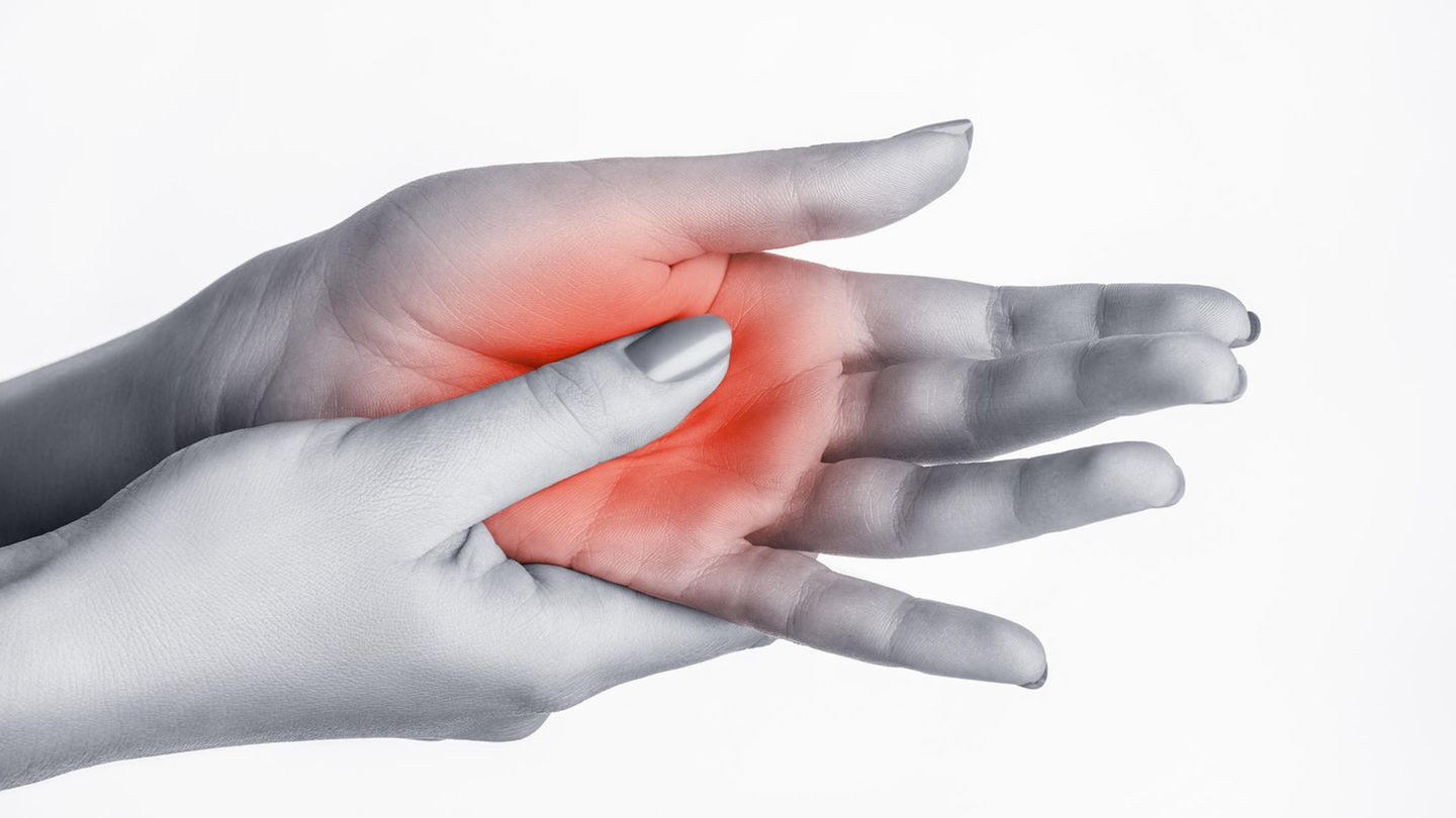 Handreflexzonenmassage Wie sie deine Schmerzen lindern kann BRIGITTE.de