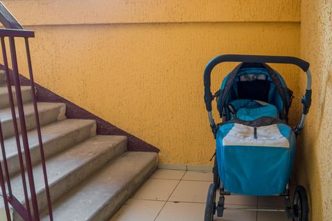 Kinderwagen im Treppenhaus: Erlaubt?