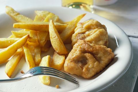 Fish & Chips - Gebackener Fisch mit Kartoffelspalten