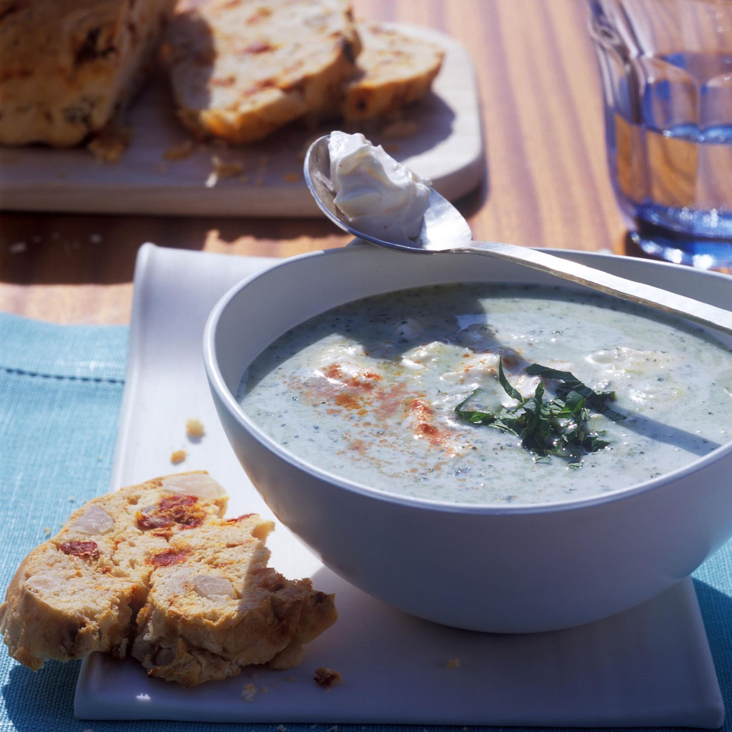 Kalte Erbsen-Joghurt-Suppe