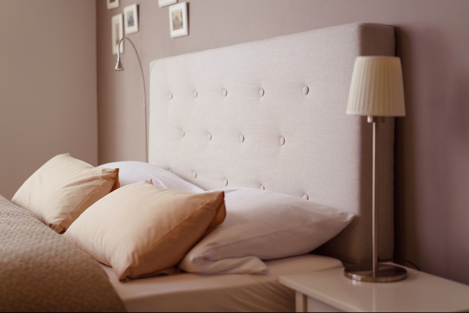 Wandgestaltung Schlafzimmer: 6 kreative Ideen | BRIGITTE.de