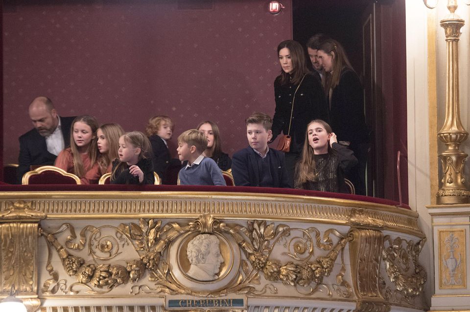 Dänemarks Royals mit Povlsens Familie