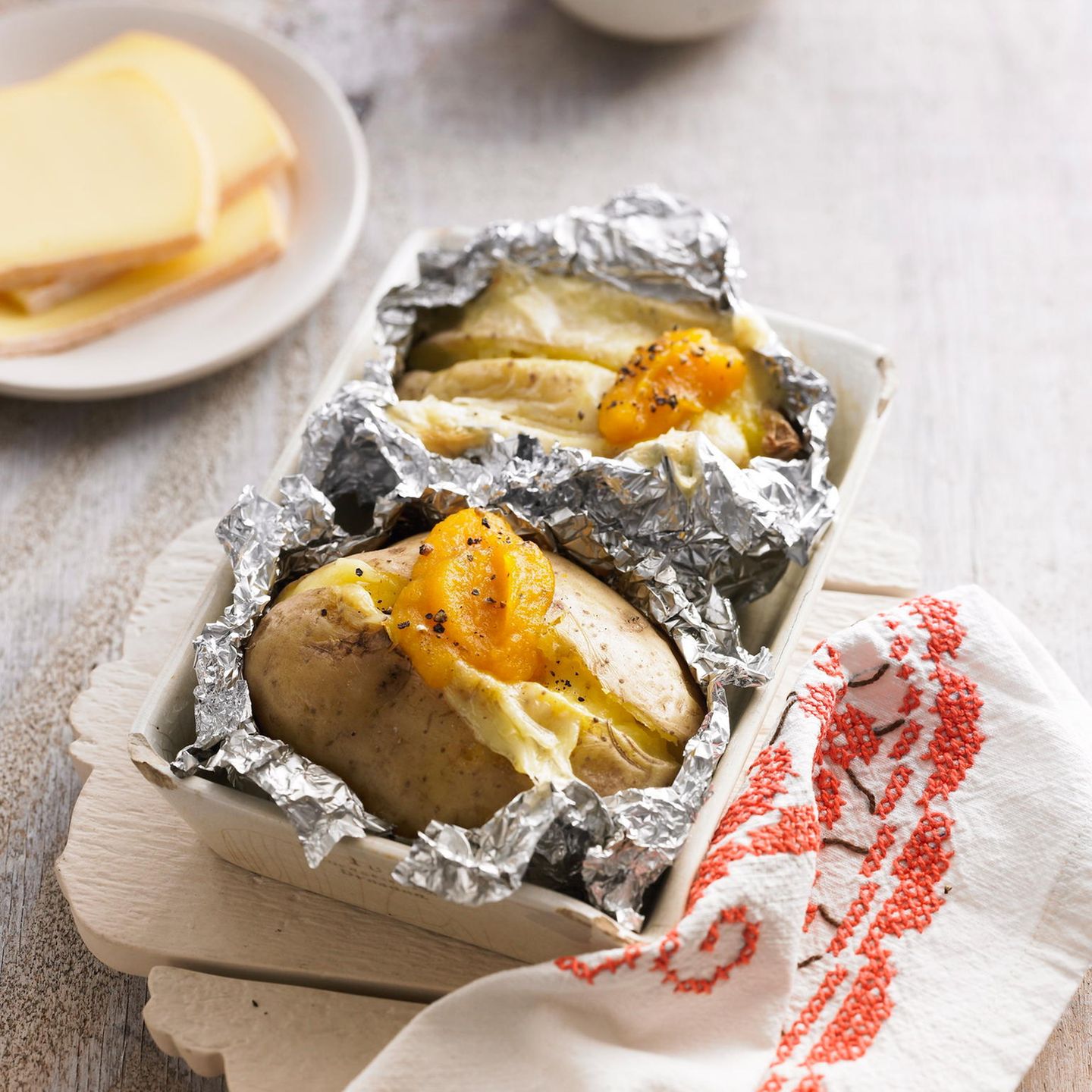 Ofenkartoffeln mit Raclette-Käse