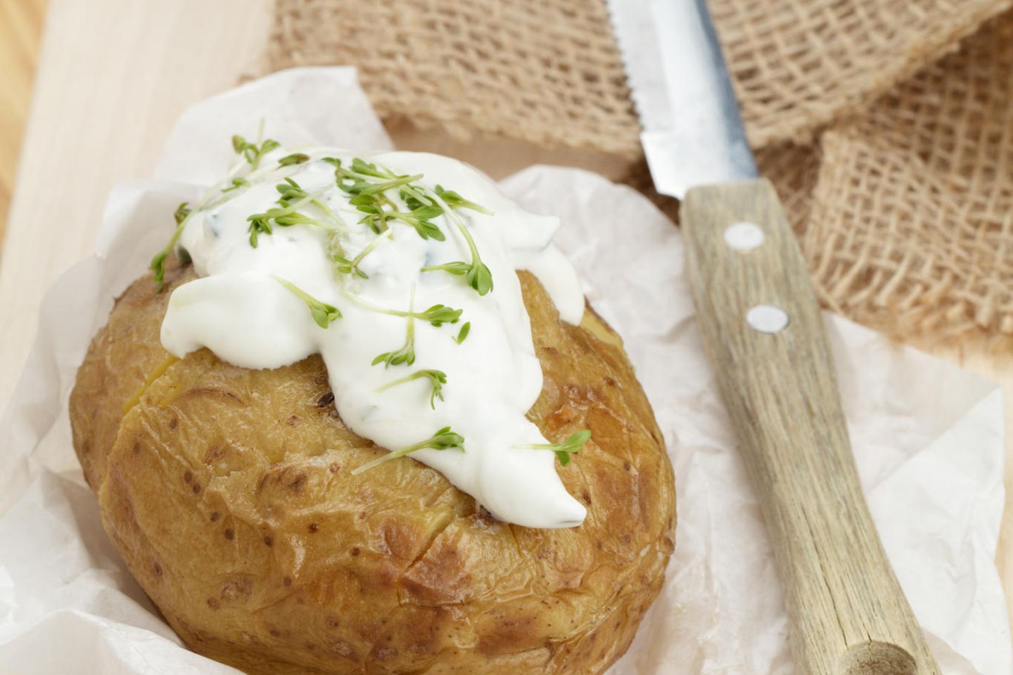 Kartoffeln grillen: Die besten Tipps | BRIGITTE.de