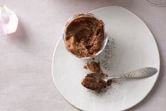 Mousse au Chocolat mit Kaffee Mousse au Chocolat mit Kaffee