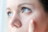 Hautpflege: Augencreme richtig auftragen