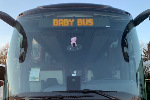 Willkommen, Zenep: Das erste Flixbus-Baby ist da!