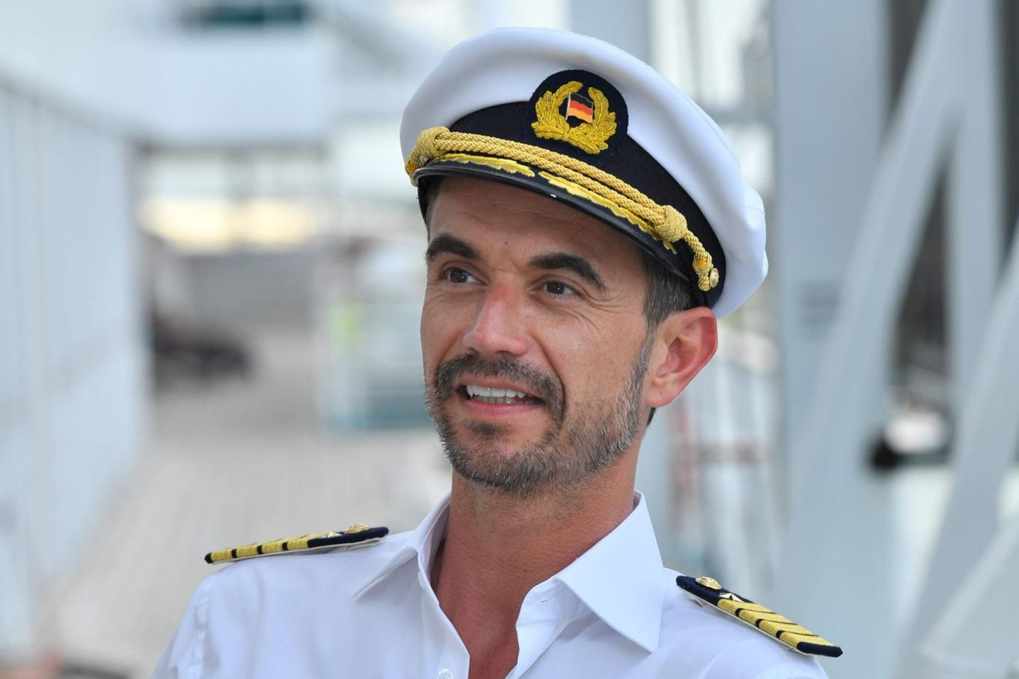 Florian Silbereisen als Traumschiffkapitän
