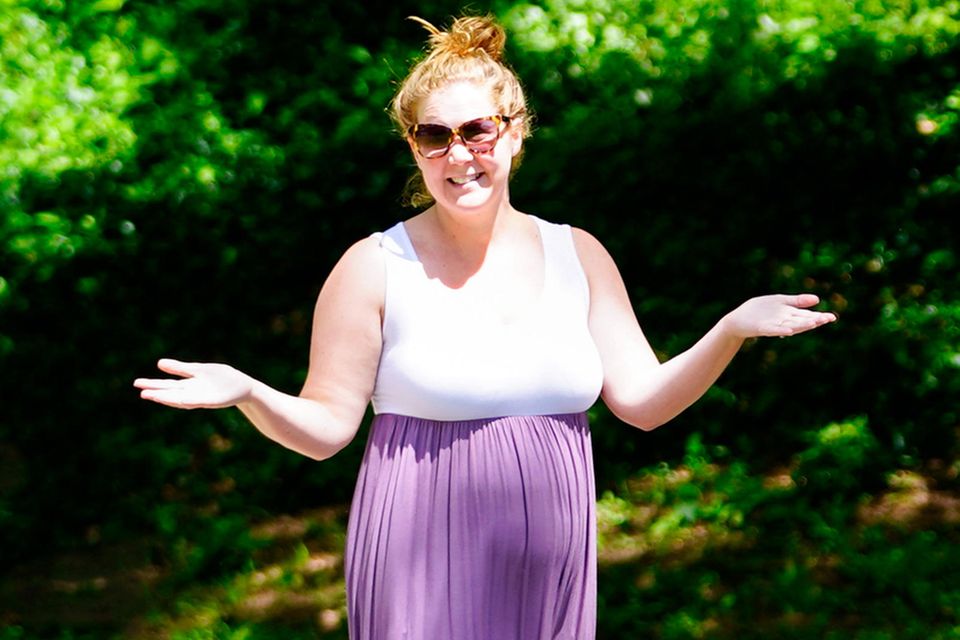 So stolz zeigt Amy Schumer ihren After-Baby-Body