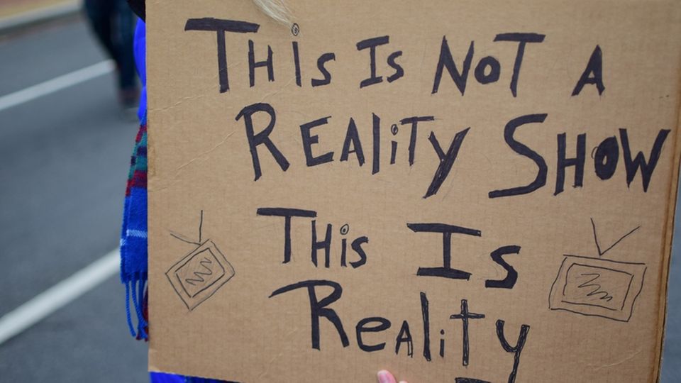 Die besorgniserregenden Folgen von Reality TV für Jugendliche