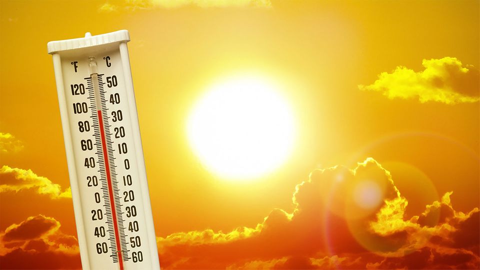 Sommer: So helft ihr einer Person mit Hitzschlag