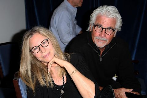 James Brolin und Barbra Streisand haben sich am 1. Juli 1998 das Jawort gegeben