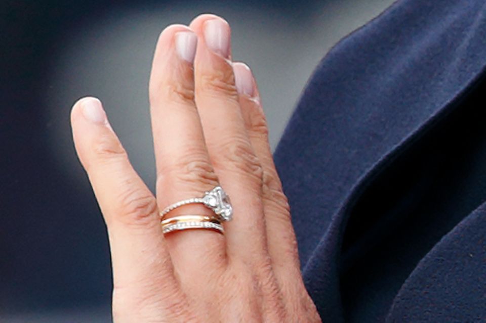 Herzogin Meghan: Ihr Eternity-Ring hat eine geheime Botschaft: Die Ringe von Herzogin Meghan