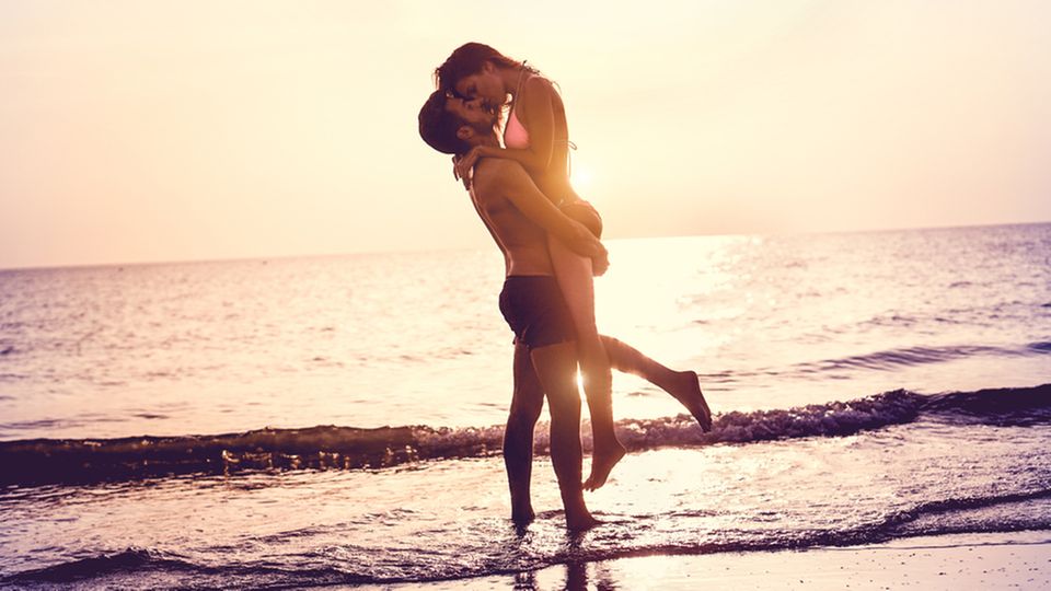 Große Liebe: Diese drei Sternzeichen dürfen sich auf den Sommer freuen!