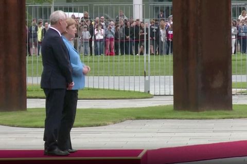 Angela Merkel: Dritter Zitter-Anfall