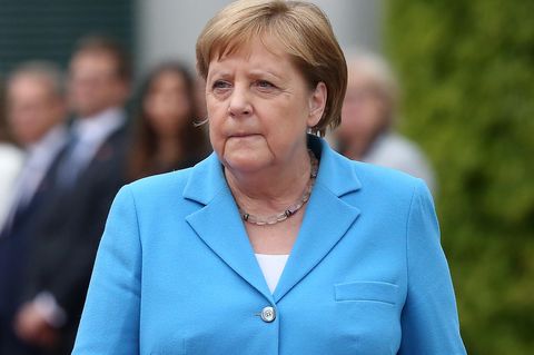 Angela Merkel erleidet immer wieder Zitteranfälle
