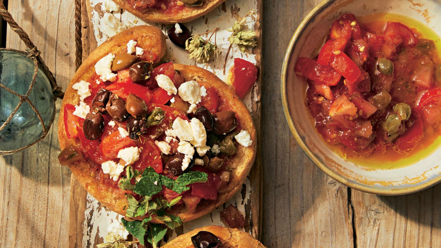 Oliven-Rezepte-Mediterraner-Genuss-mit-den-w-rzigen-Minis