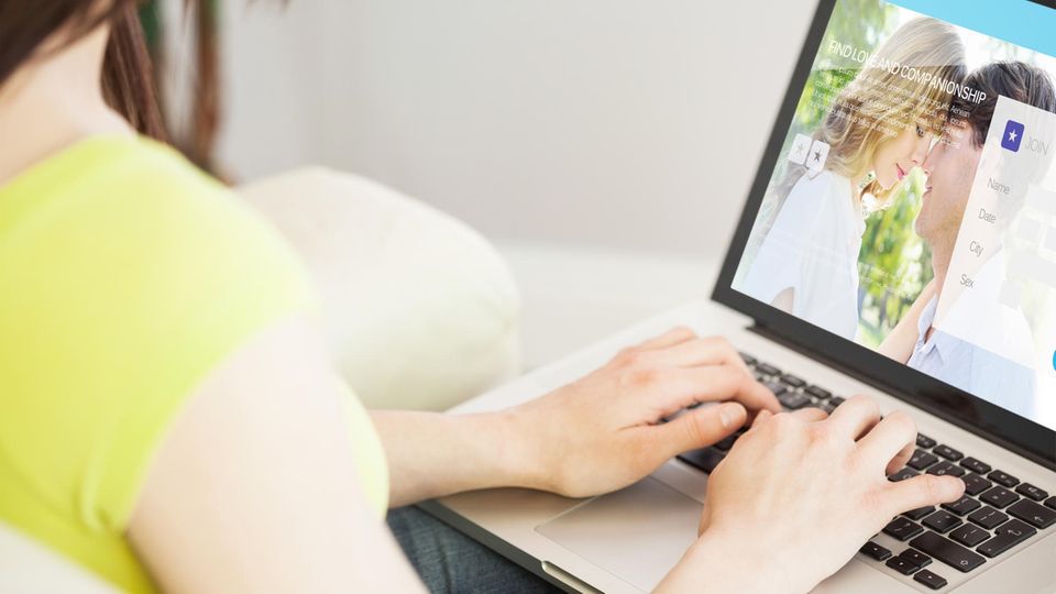 Dating-Plattform enthüllt: Bei diesen Themen lügen Singles online