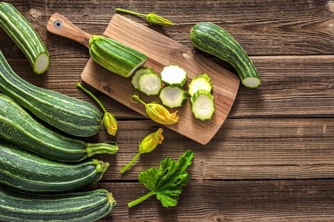 Zucchini roh essen: geschnittene Zucchini