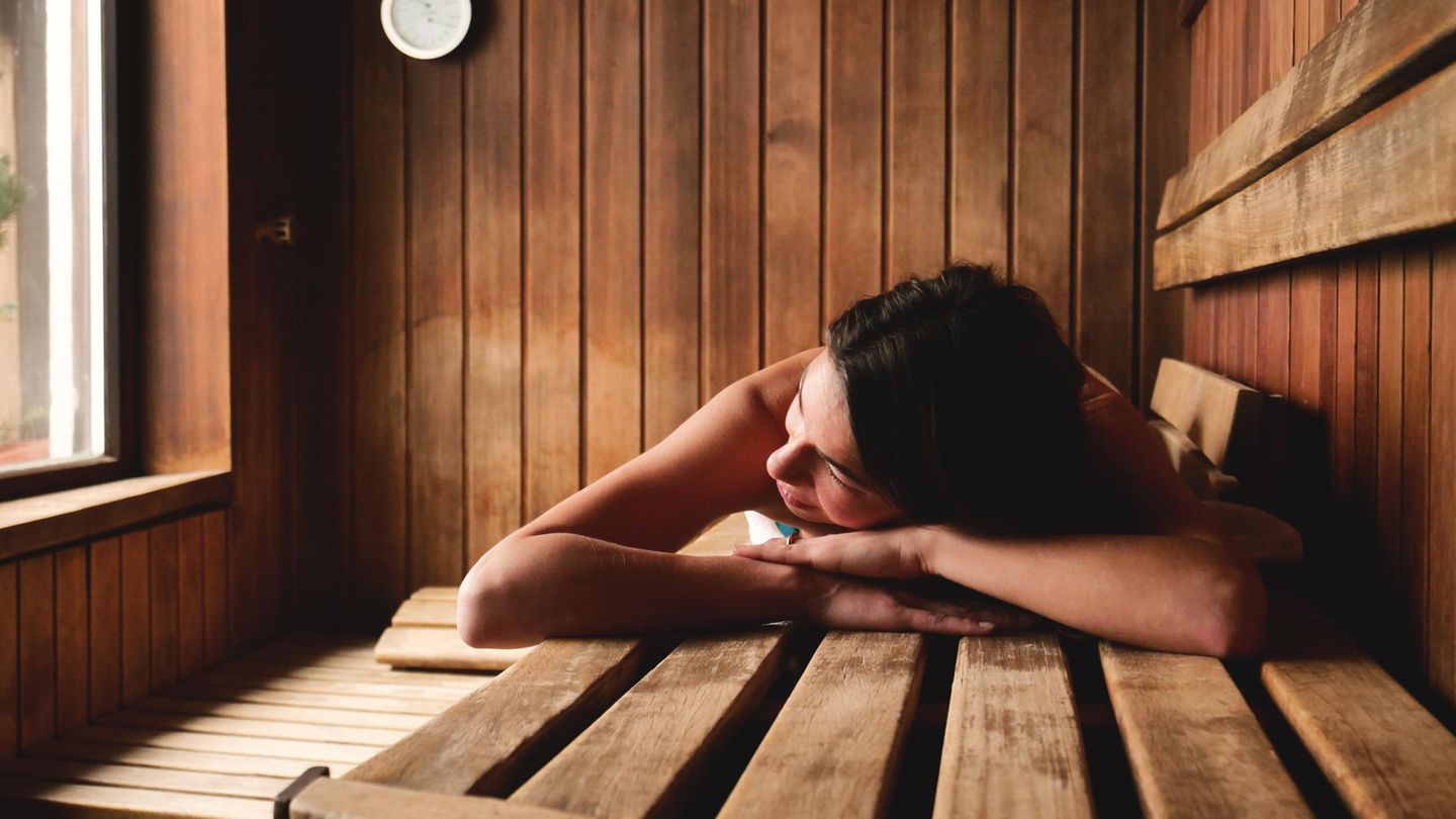 Nackt In Der Sauna Warum Badebekleidung Tabu Ist Brigitte De