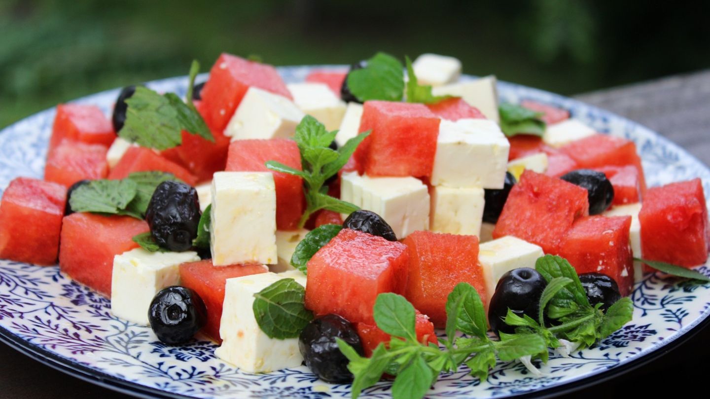 Melonen-Feta-Salat Rezept | BRIGITTE.de