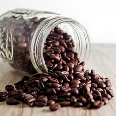 Kaffee-Fehler: Kaffeebohnen im Glas