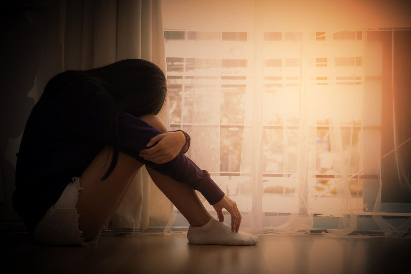 Depression symptoms: sad woman