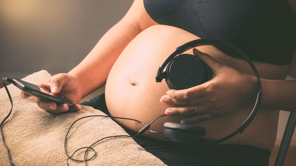 Vaginale Lautsprecher: Vor der Geburt mit dem Baby kommunizieren Vaginale Lautsprecher: Vor der Geburt mit dem Baby kommunizieren