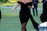 Skandalkleider der Royals: Lady Diana in einem schwarzen Kleid