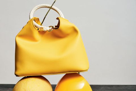 Accessoires-Klassiker: Gelbe Bucket-Bag