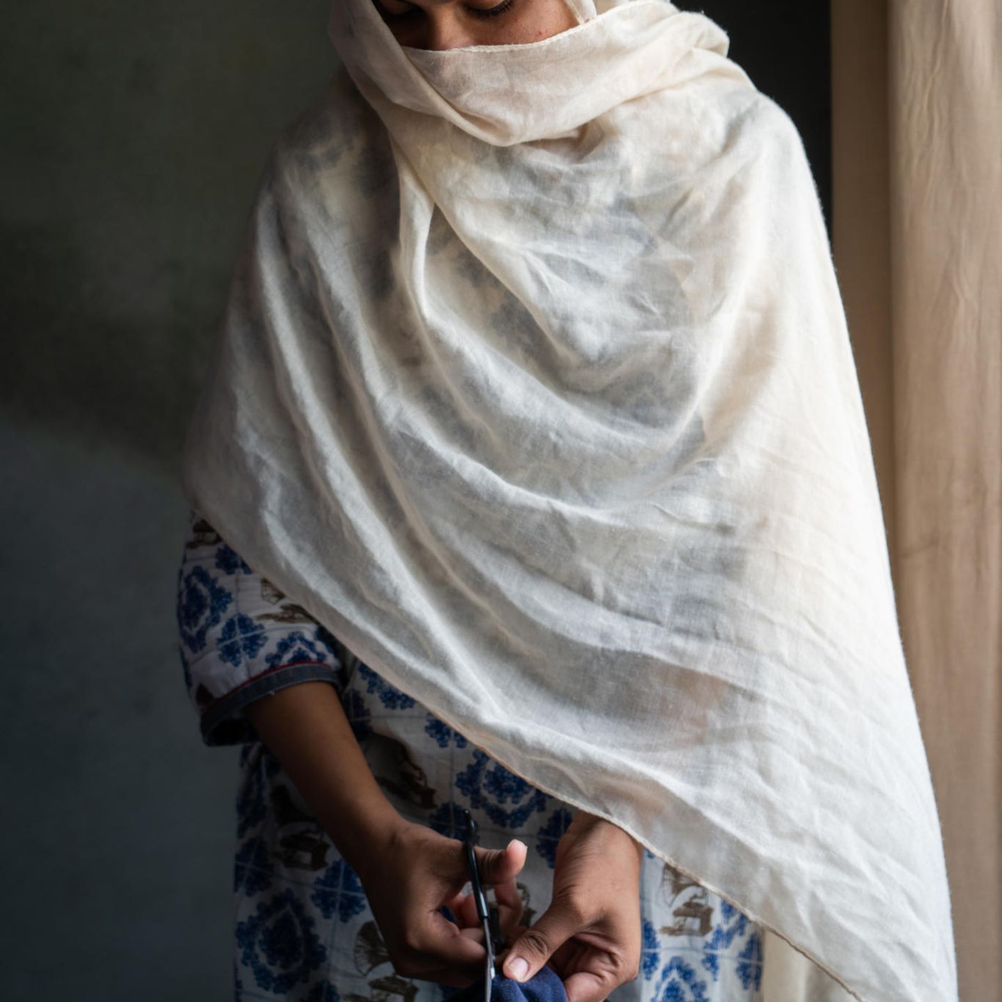 Periode mit Stoff, Saba, 18, Pakistan