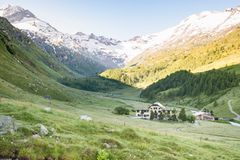 Wandern in der Schweiz: das Hotel Fex Wandern in der Schweiz: das Hotel Fex