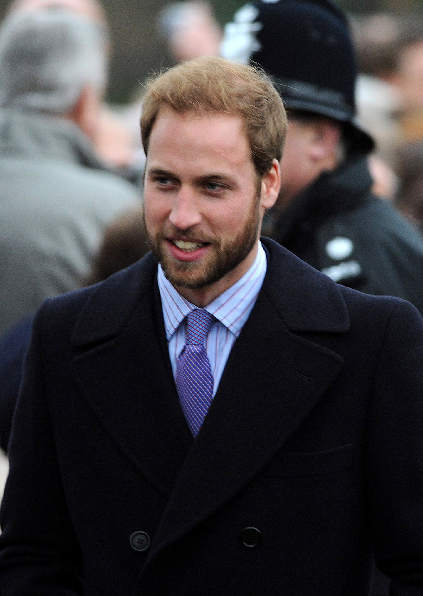 Promis mit und ohne Bart: Prinz William mit Bart