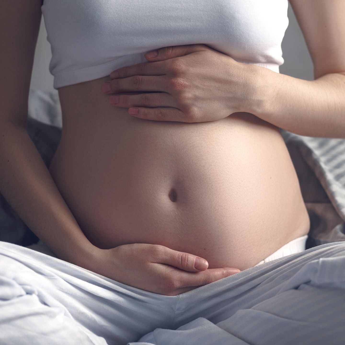 2 monat schwangerschaftsbauch schwanger