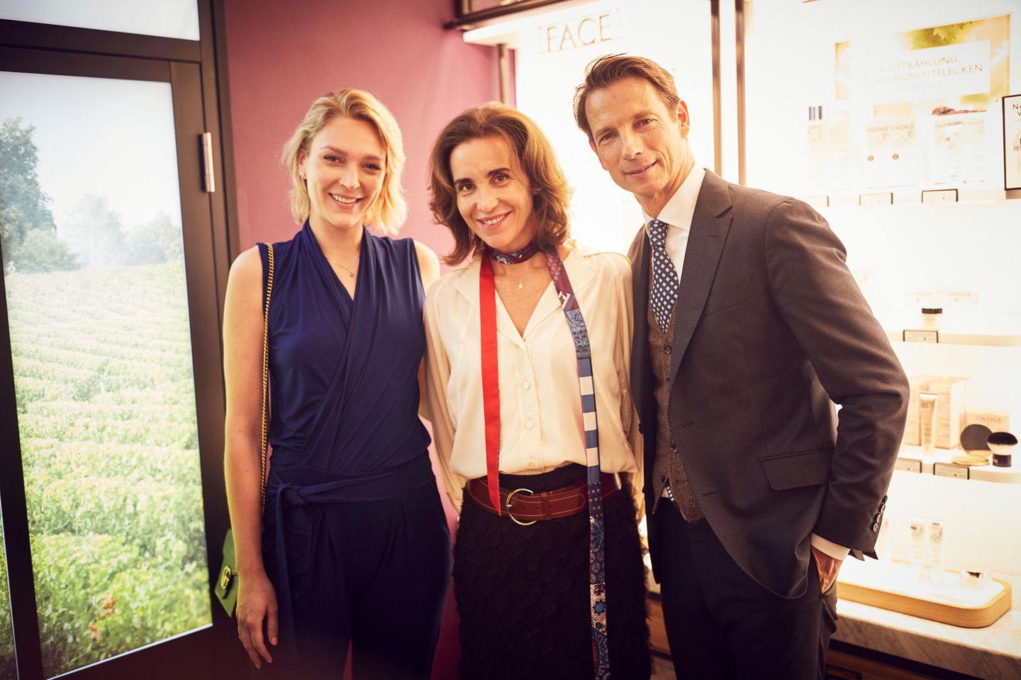 Promi-Events: Victoria Jancke mit Mathilde und Bertrans Thomas
