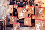 Bastelideen Weihnachten: Adventskalender aus Papiertüten