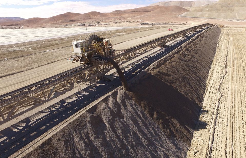 Die reichsten Frauen der Welt: Bergbau in Chile