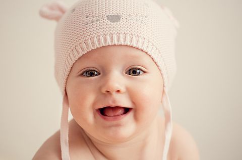 Ikea-Babynamen: Baby mit Mütze
