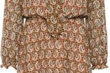Zarte Stoffe und coole Prints kommen niemals aus der Mode und begleiten uns auch durch den diesjährigen Herbst. Dieses Minikleid mit Volants steht genau deswegen ganz oben auf unserer Haben-wollen-Liste. Von Bonprix, um 40 Euro.
