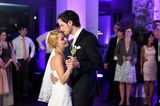 Hochzeit auf den ersten Blick: Bräutigam tanzt mit Braut