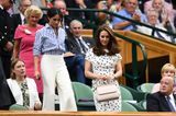 Lady Dianas Looks: Meghan Markle und Kate Middleton im Publikum