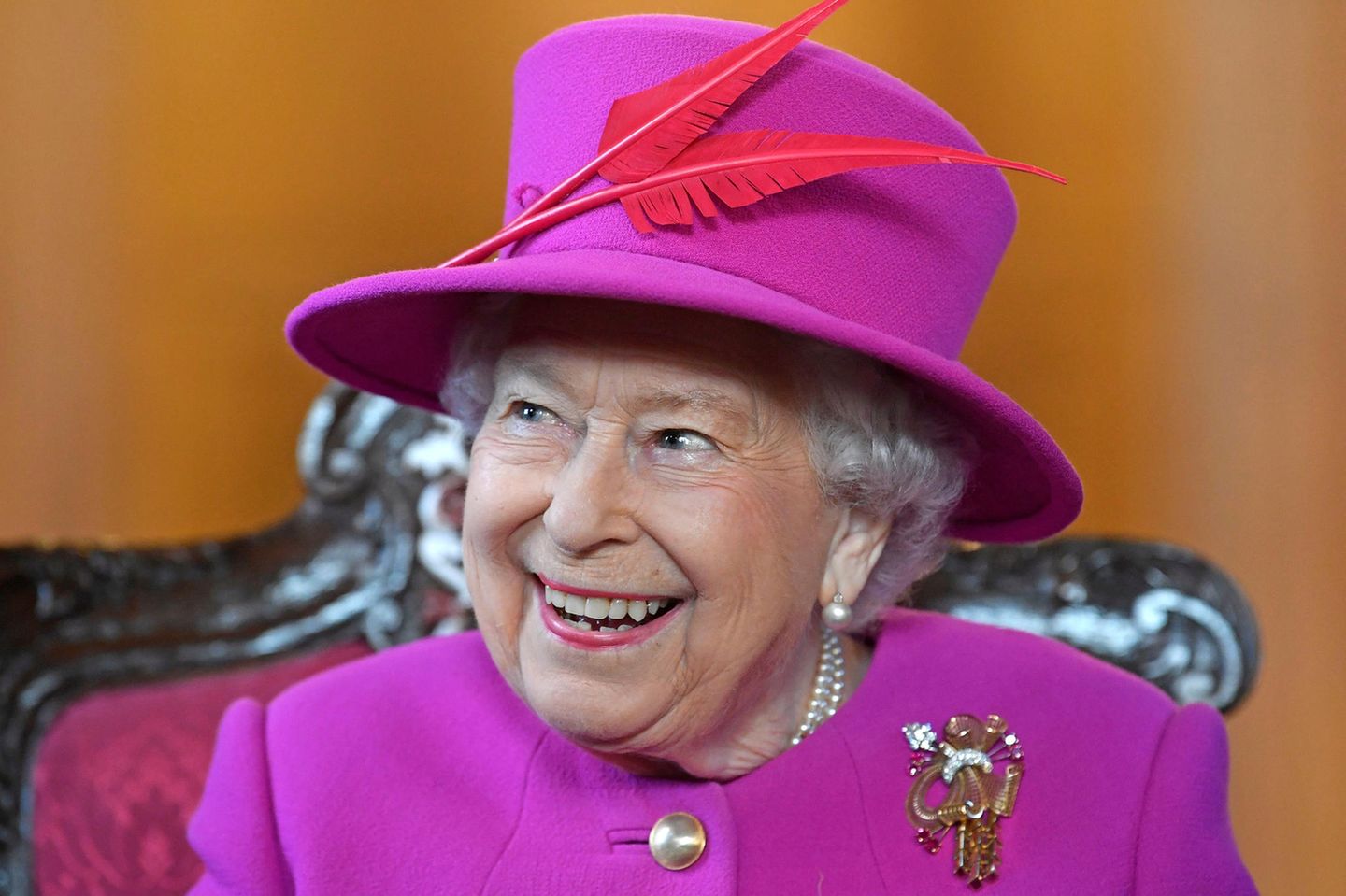 Queen Elizabeth wurde ein Joint angeboten – und so reagierte sie