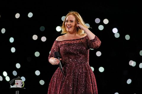 Sängerin Adele auf der Bühne